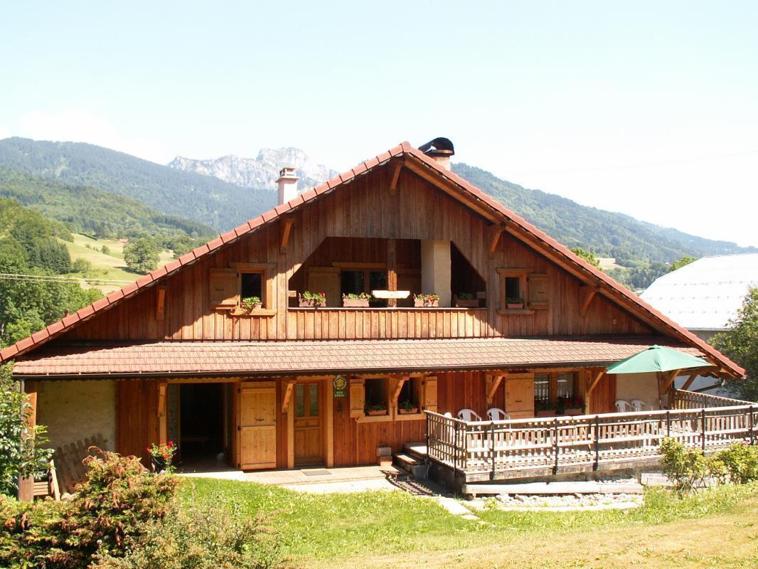  Entr&eacute;e du g&icirc;te en &eacute;t&eacute;