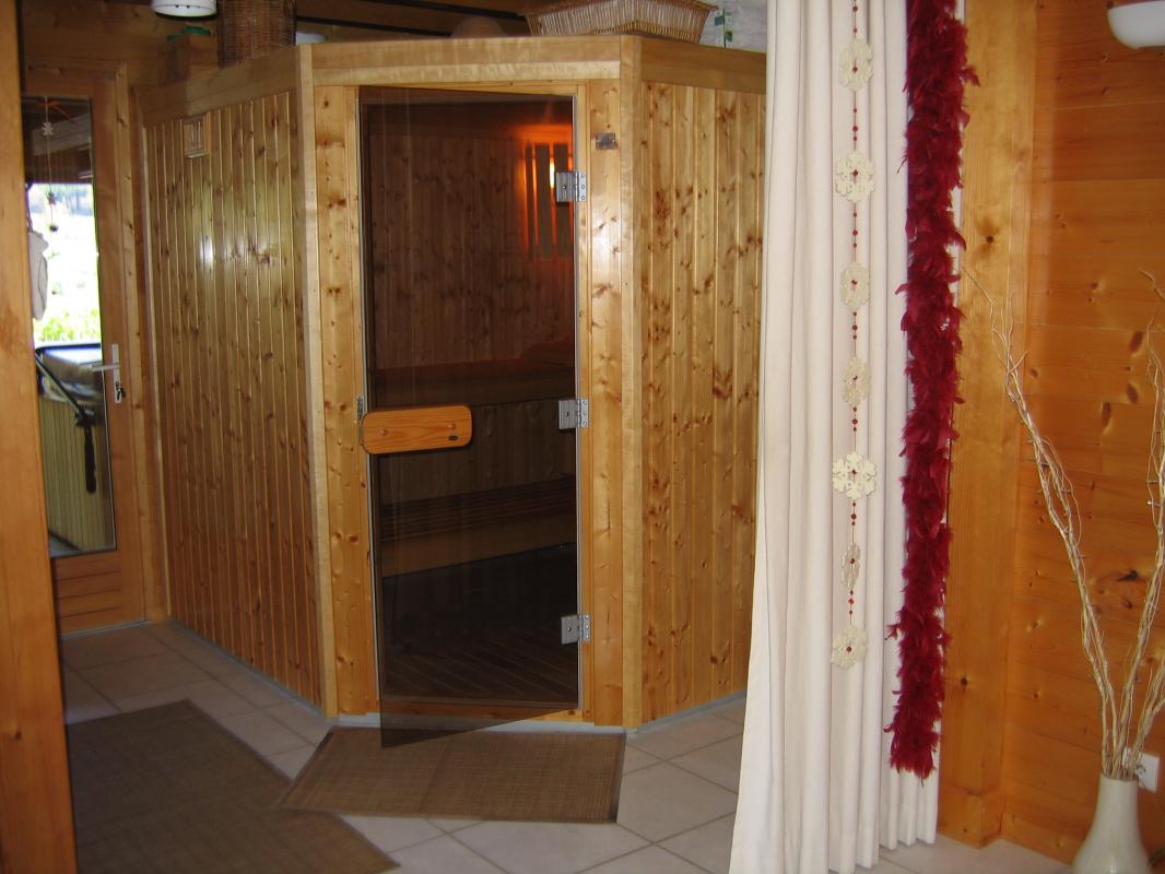 Le sauna pour se d&eacute;tendre apr&egrave;s un belle journ&eacute;e de ski! Un petit plus &agrave; vous offrir (tarif:15 euros) 