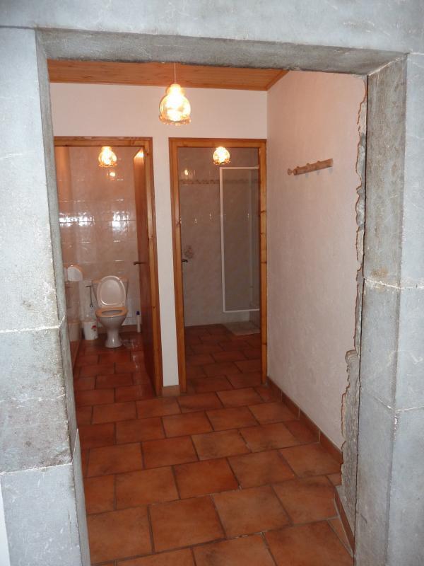 acc&egrave;s aux sanitaires
