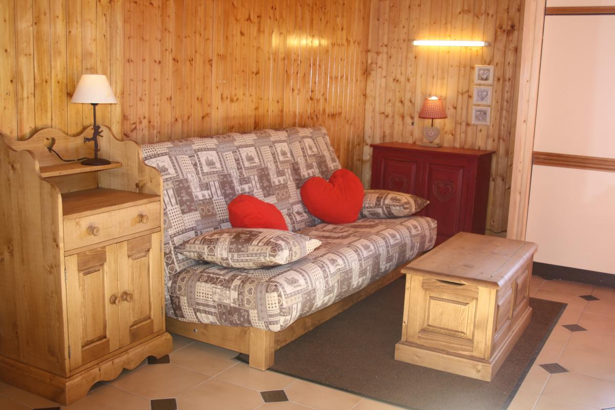La chambre avec le lit de 140.