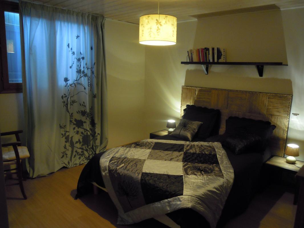 les 2 chambres sont &eacute;quip&eacute;es de dressing