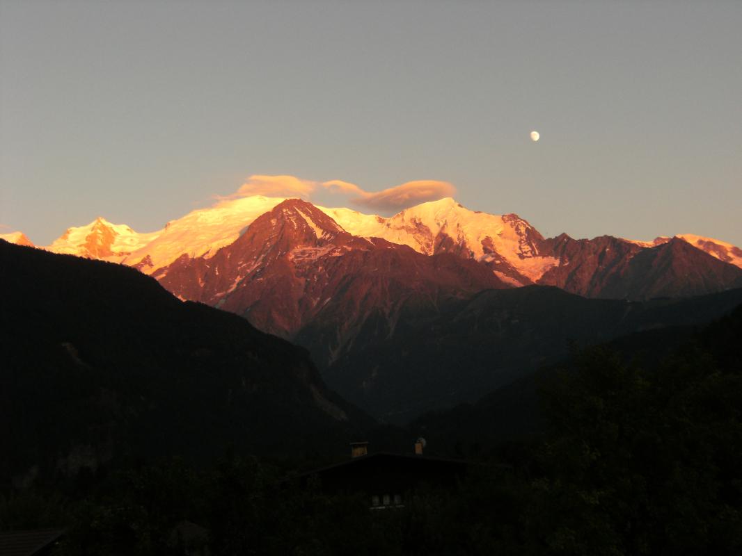 Coucher de soleil sur le massif