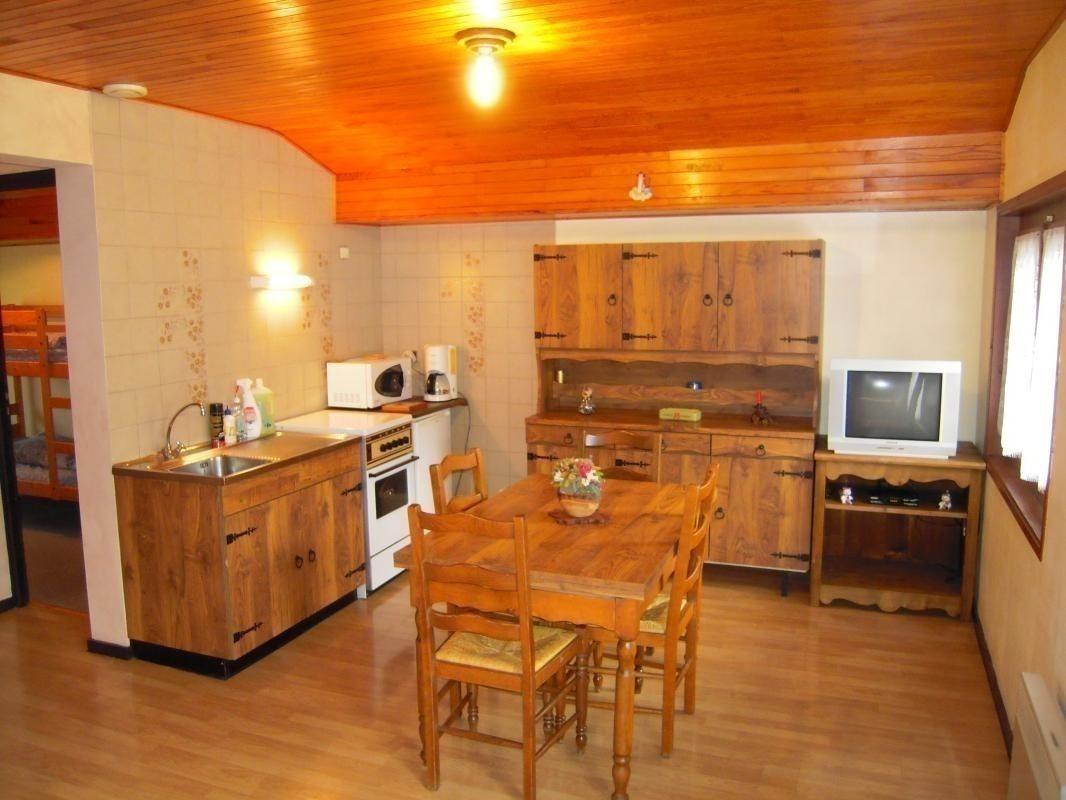 Coin cuisine, salle &agrave; manger