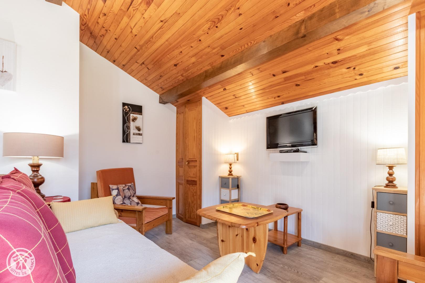 La chambre enfants avec le lit de 140