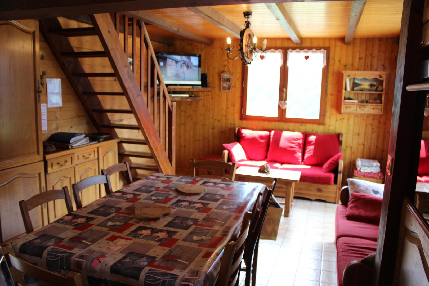 Chambre avec lit 140 et lit b&eacute;b&eacute;. 