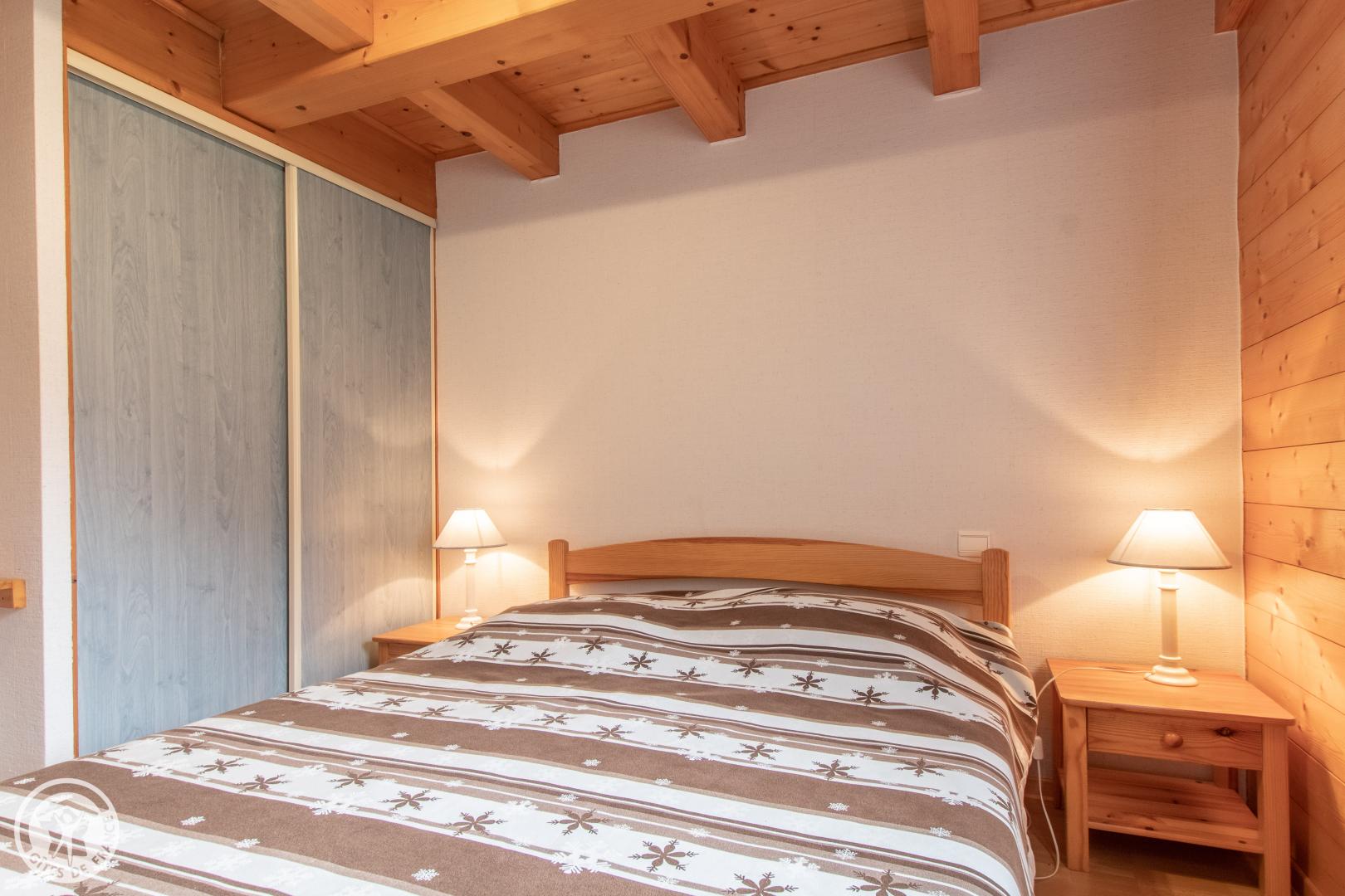 La chambre parents, lit de 140