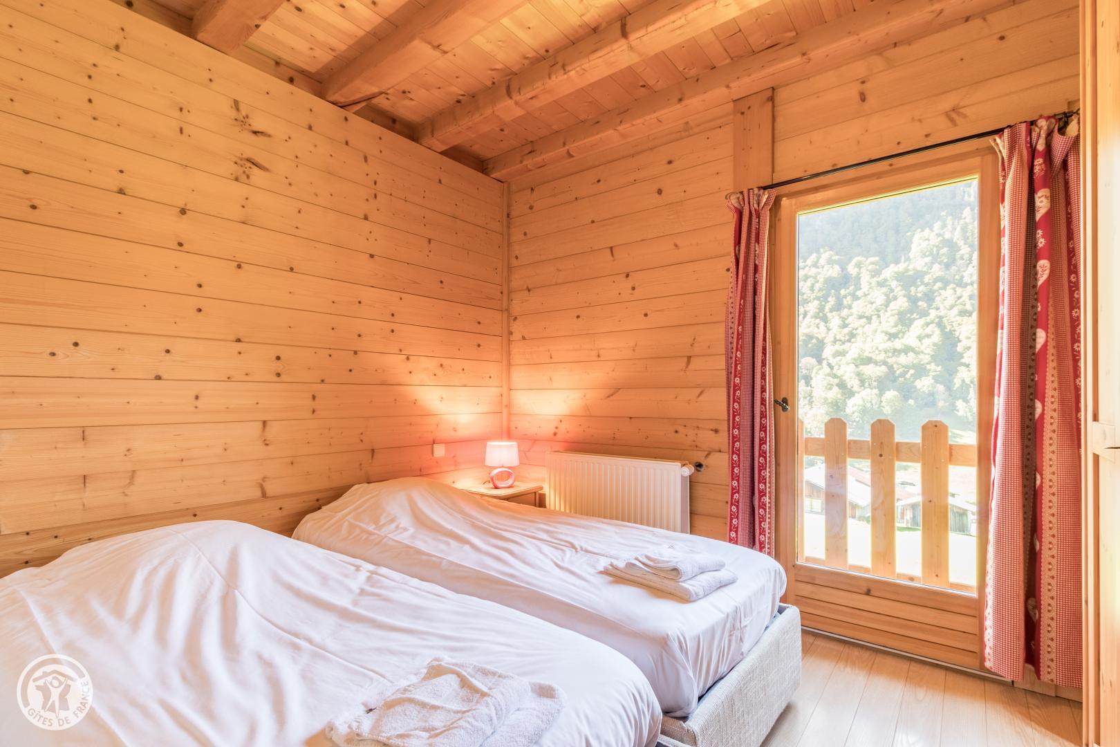 Chambre lits 90x90rn&Eacute;tage