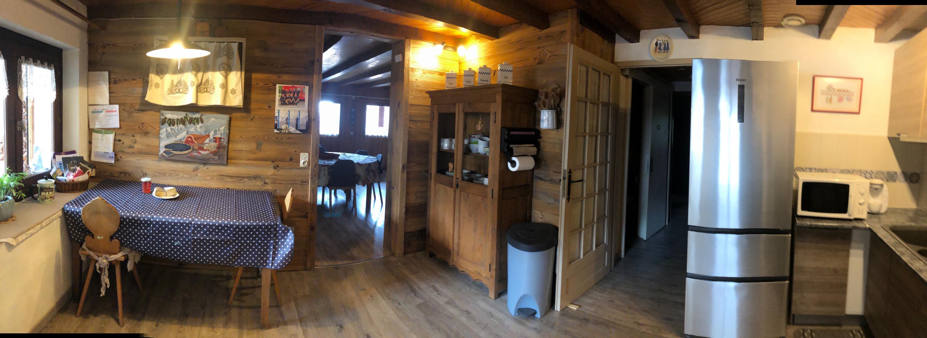La montagne du Suet vue du g&icirc;te