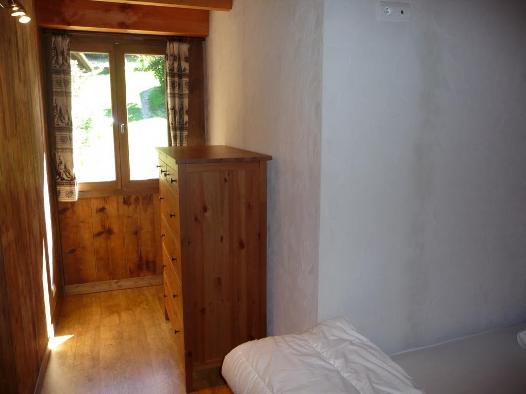 Chambre 2 (2 lits 90cm)