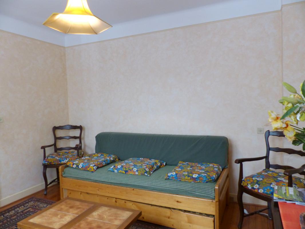 Chambre avec deux lits au 1er &eacute;tage (1/2)