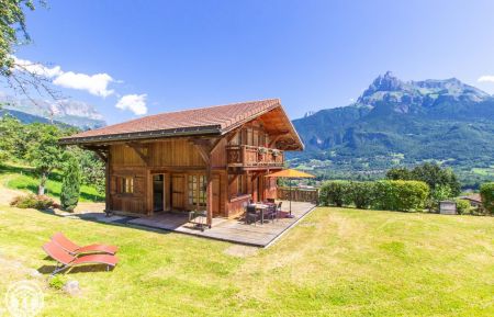 G&icirc;te n&deg;103031 Domancy - Haute-Savoie - photo