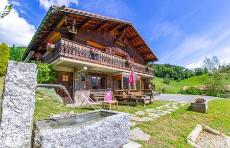 G&icirc;te n&deg;173082 Meg&egrave;ve - Haute-Savoie - photo