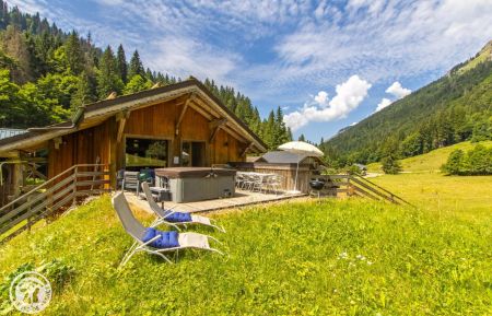 G&icirc;te n&deg;188043 Montriond - Haute-Savoie - photo