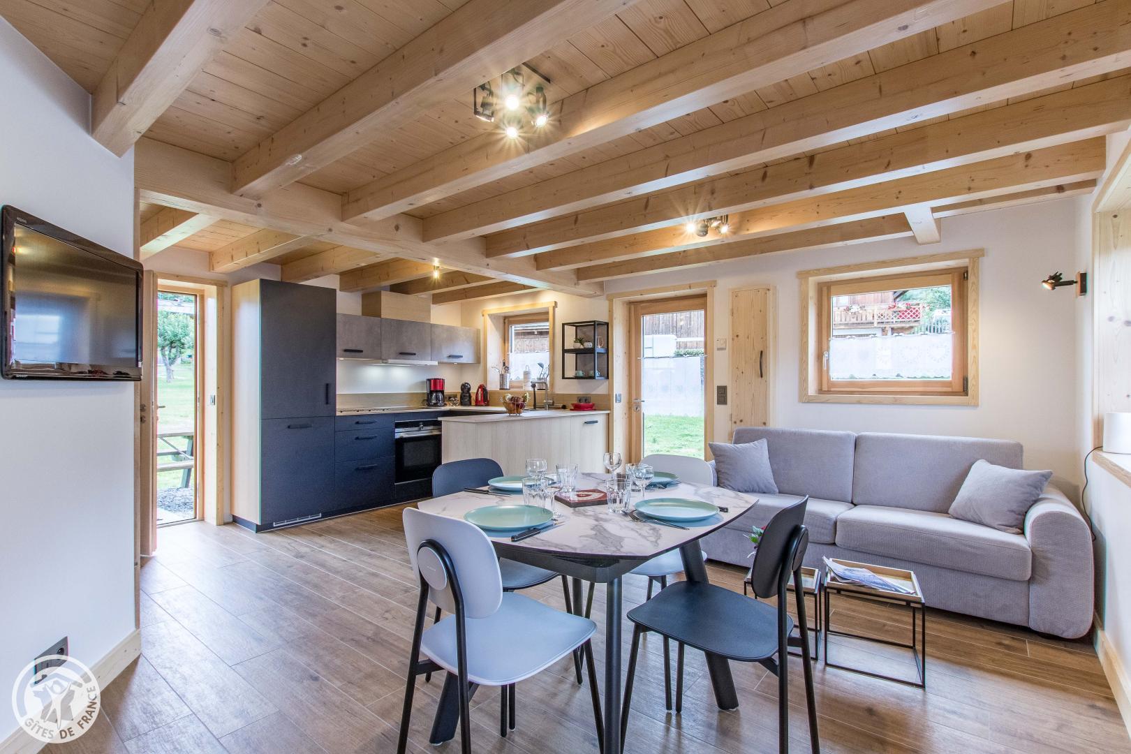 Sitemapcdatahttpsmobelinfbizidgites De France Combloux