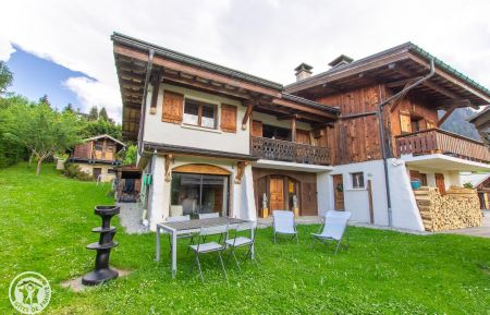 G&icirc;te n&deg;173079 Meg&egrave;ve - Haute-Savoie - photo