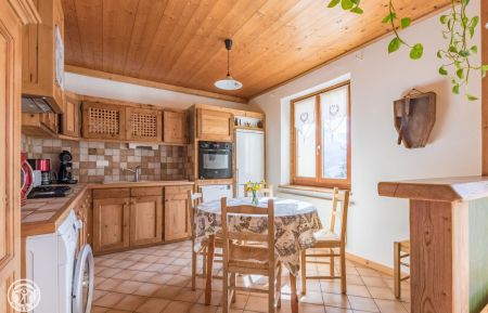 G&icirc;te n&deg;256020 Sallanches - Haute-Savoie - photo