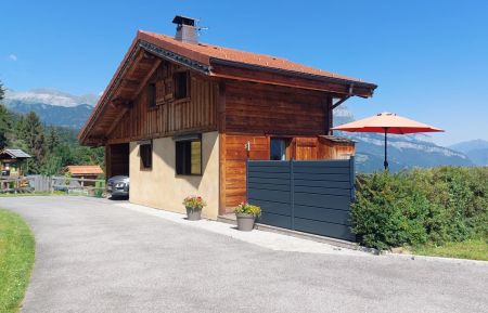 G&icirc;te n&deg;103023 Domancy - Haute-Savoie - photo