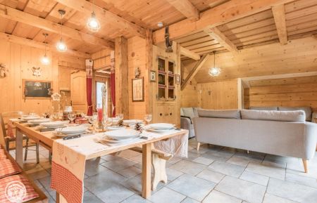 G&icirc;te n&deg;1017 Abondance - Haute-Savoie - photo