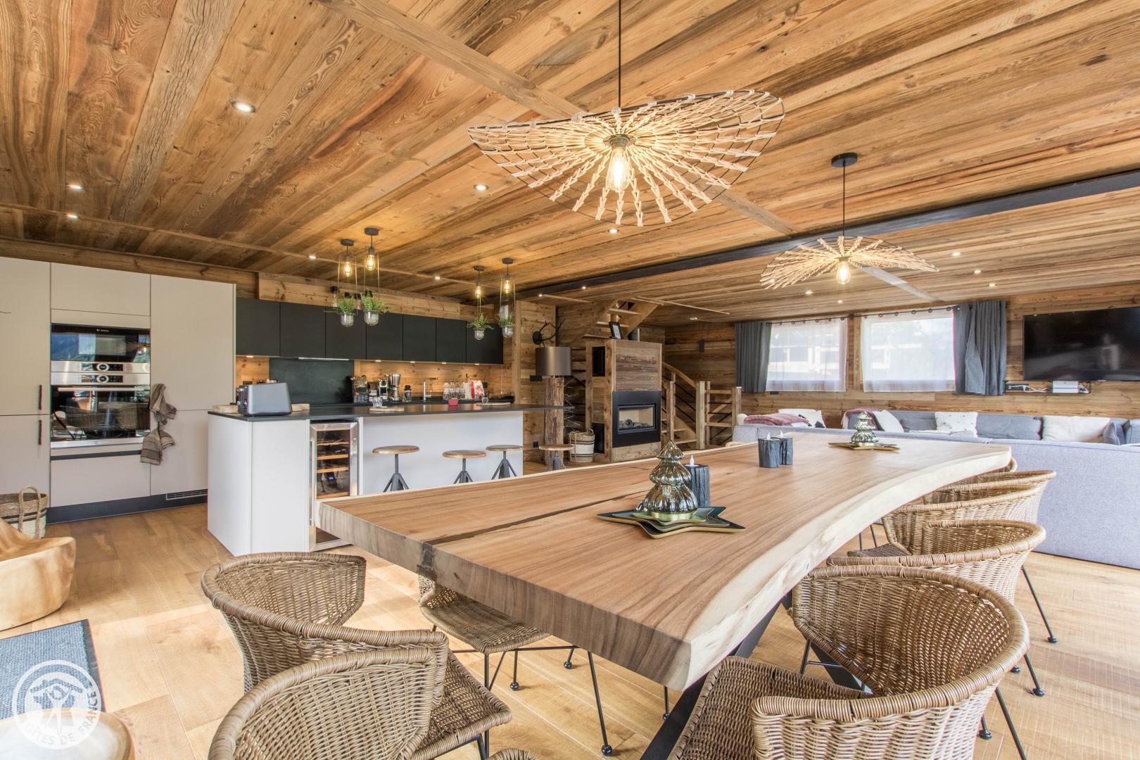 Chalet Alaska