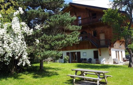 G&icirc;te n&deg;190014 Morillon - Haute-Savoie - photoEte