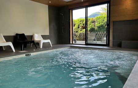Piscine intérieure Gîte n°276018 Taninges - Haute-Savoie - Piscine intérieure
